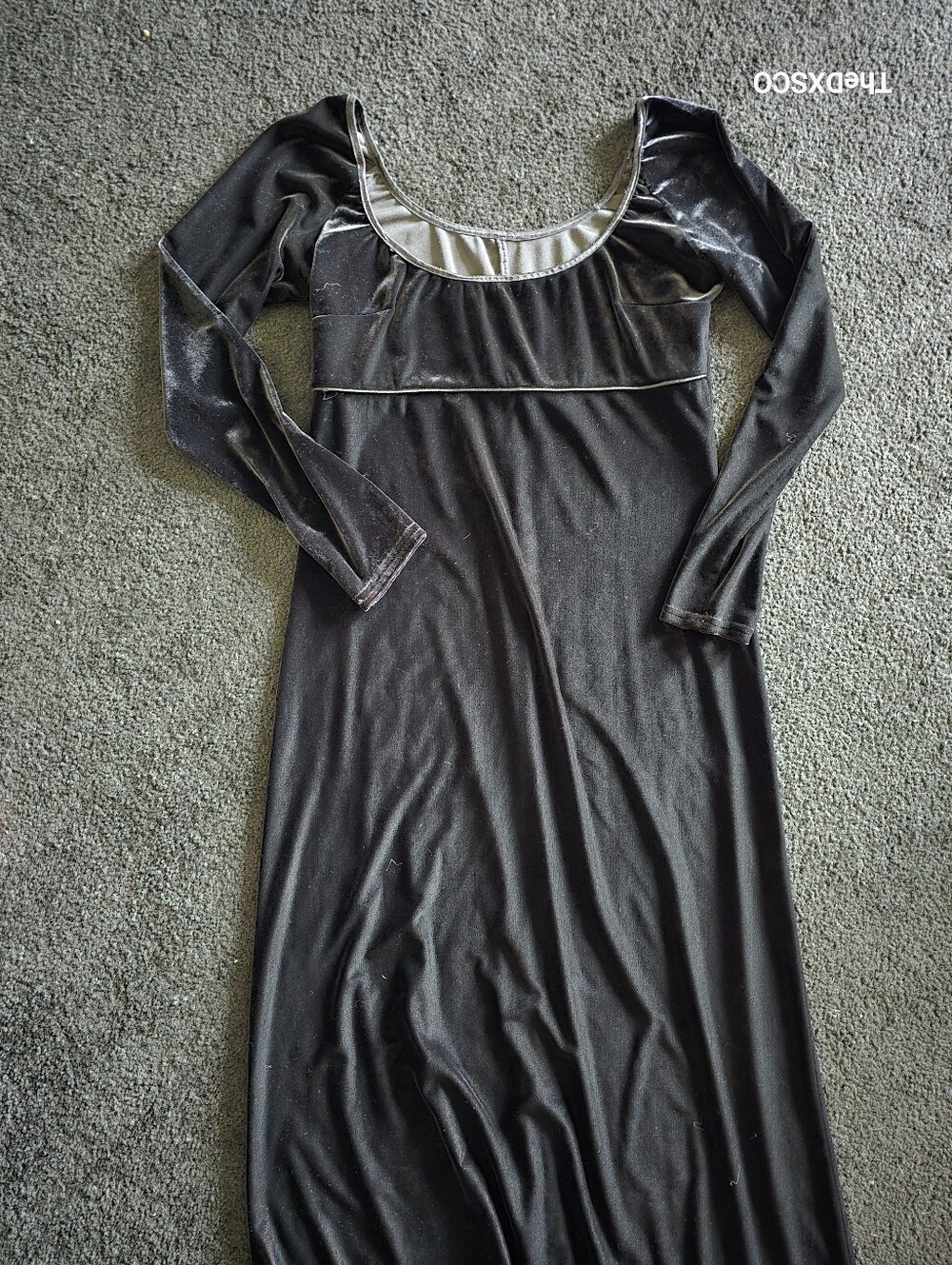 Scott McClintock Black Long Sleeve Velvet Maxi Dress